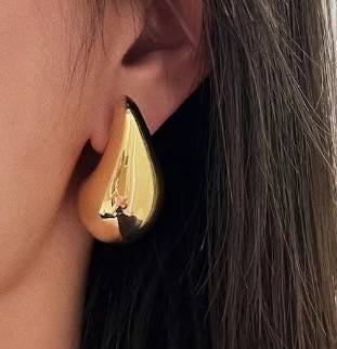 Anti Tarnish Water Drop Gold Earrings